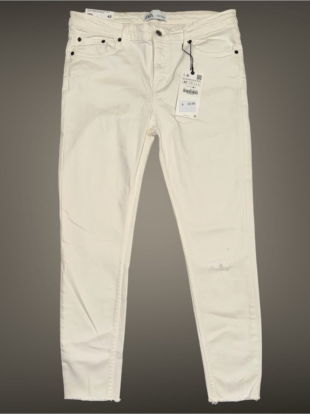 Zara The Multi-Damage Skinny Off-White
Slim Fit Skinny Leg Mid Rise Jeans 10